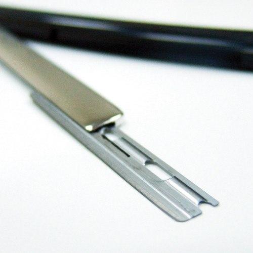 FEATHER Plier Straight Razor - Reverie Salon